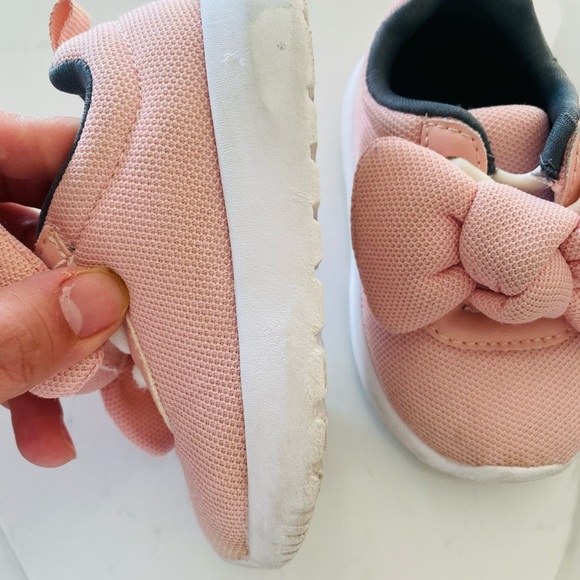 🔥👧🏼Toddler Shoes H&M and Children’s Place👧🏼🔥 - Picture 2 of 3